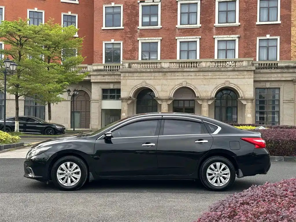 Nissan Teana 2017 — фото 14