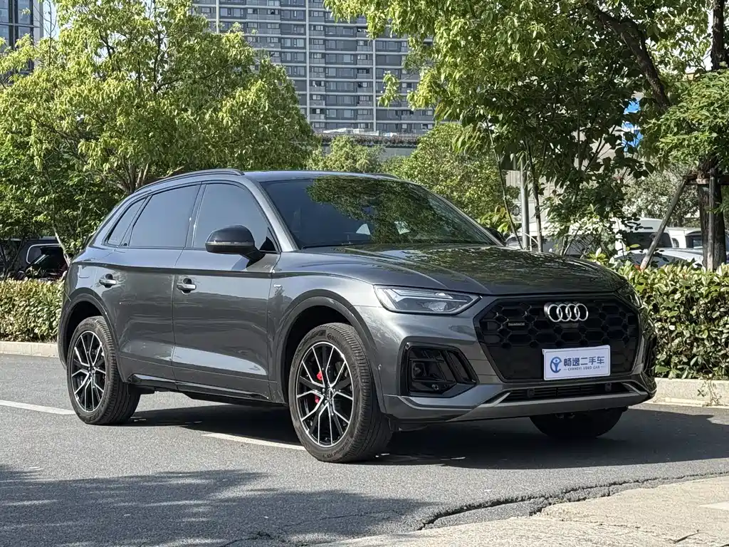 Audi Q5L 2024 — фото 3