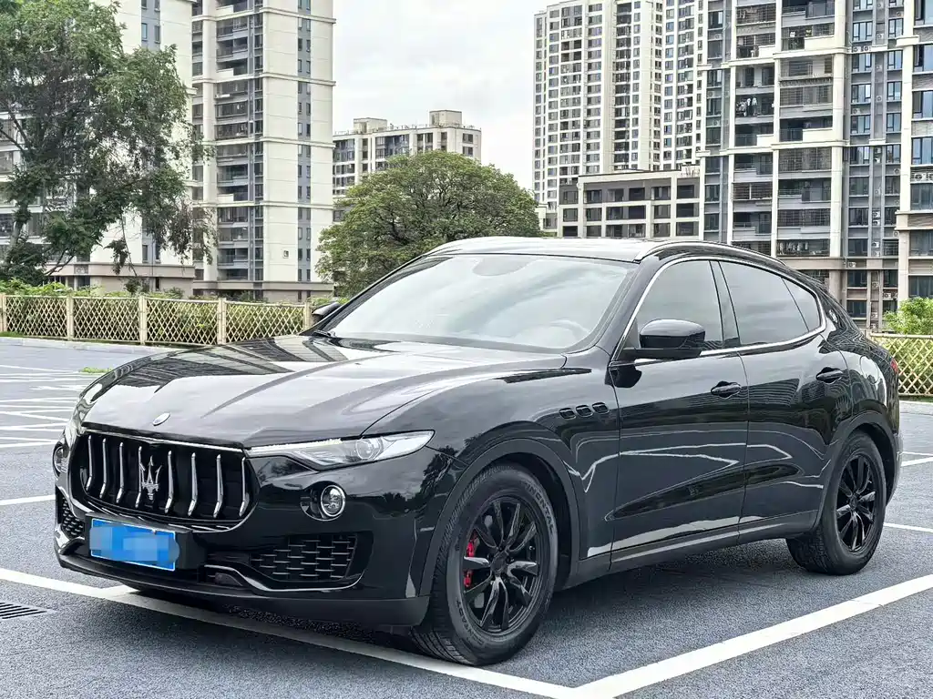 Maserati Levante 2017 — фото 1