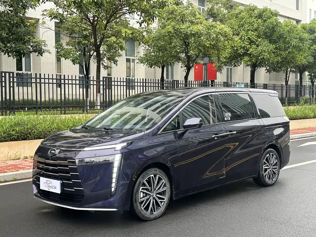 GAC Motor Trumpchi E8 2024 — фото 1