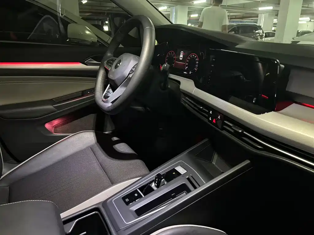Volkswagen Golf 2022