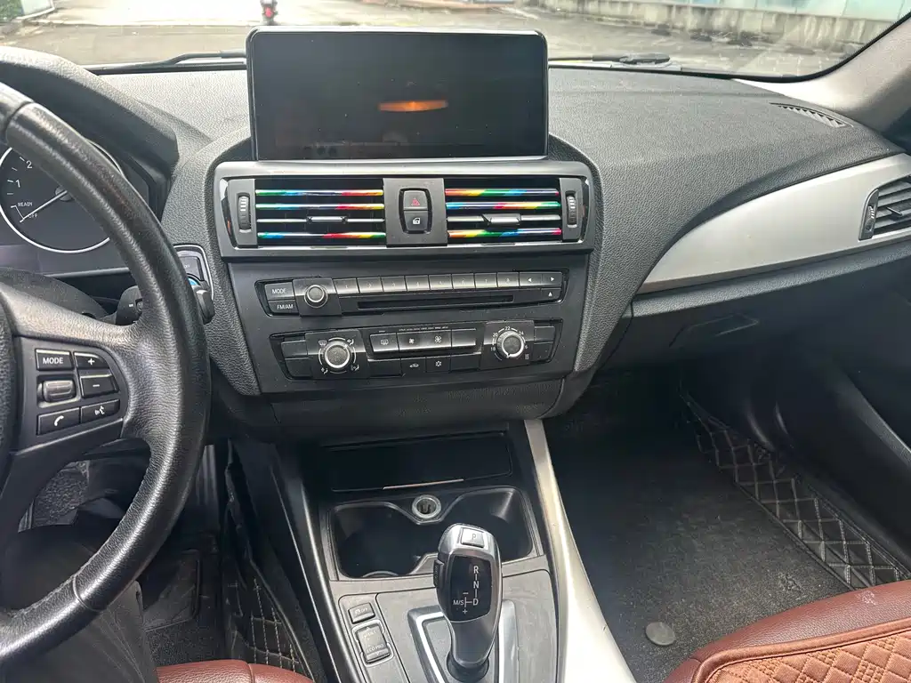 BMW 1 Series 2012 — фото 19