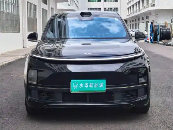 Li Auto L8 2024