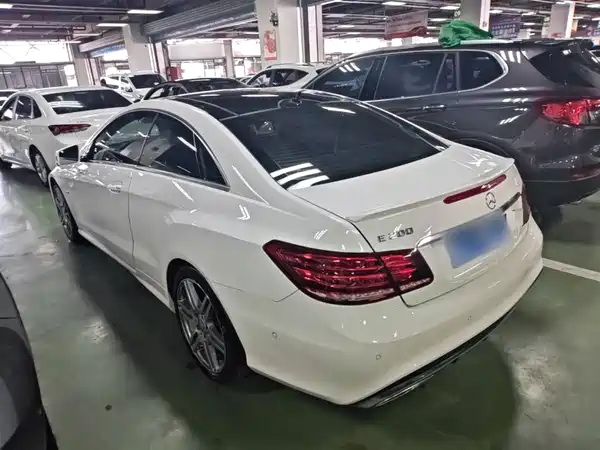 Mercedes-Benz E-Class 2016
