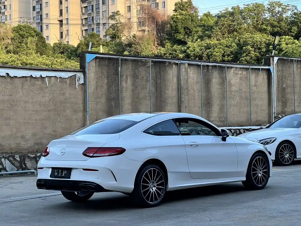 Mercedes-Benz C-Class 2016