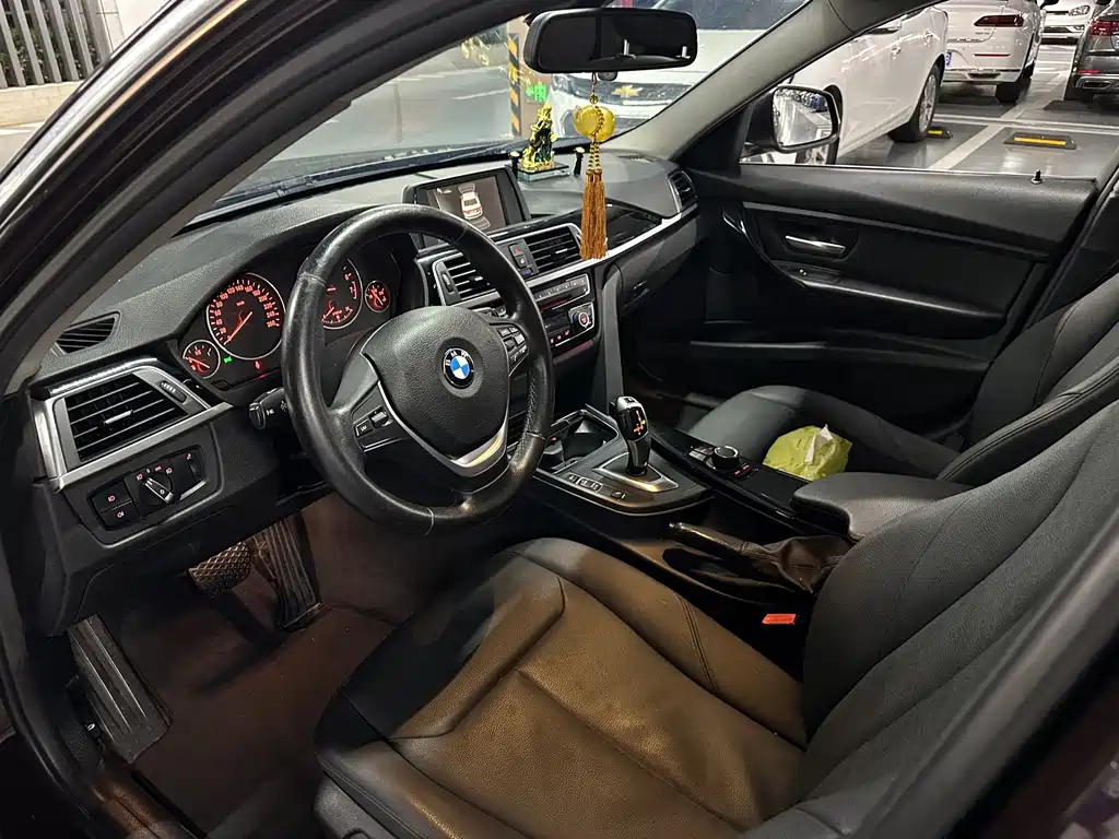 BMW 3 Series 2016