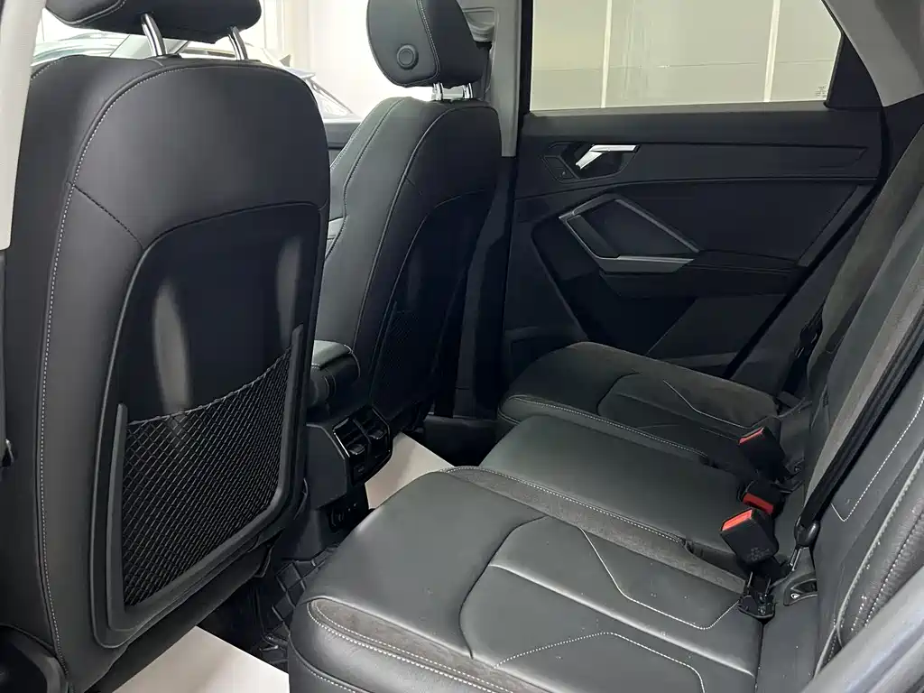 Audi Q3 Sportback 2023 — фото 20