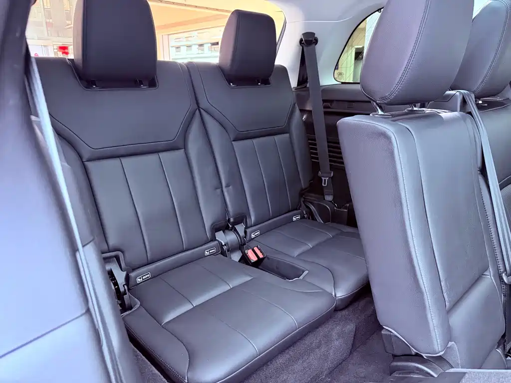 Land Rover Discovery 2019 — фото 13