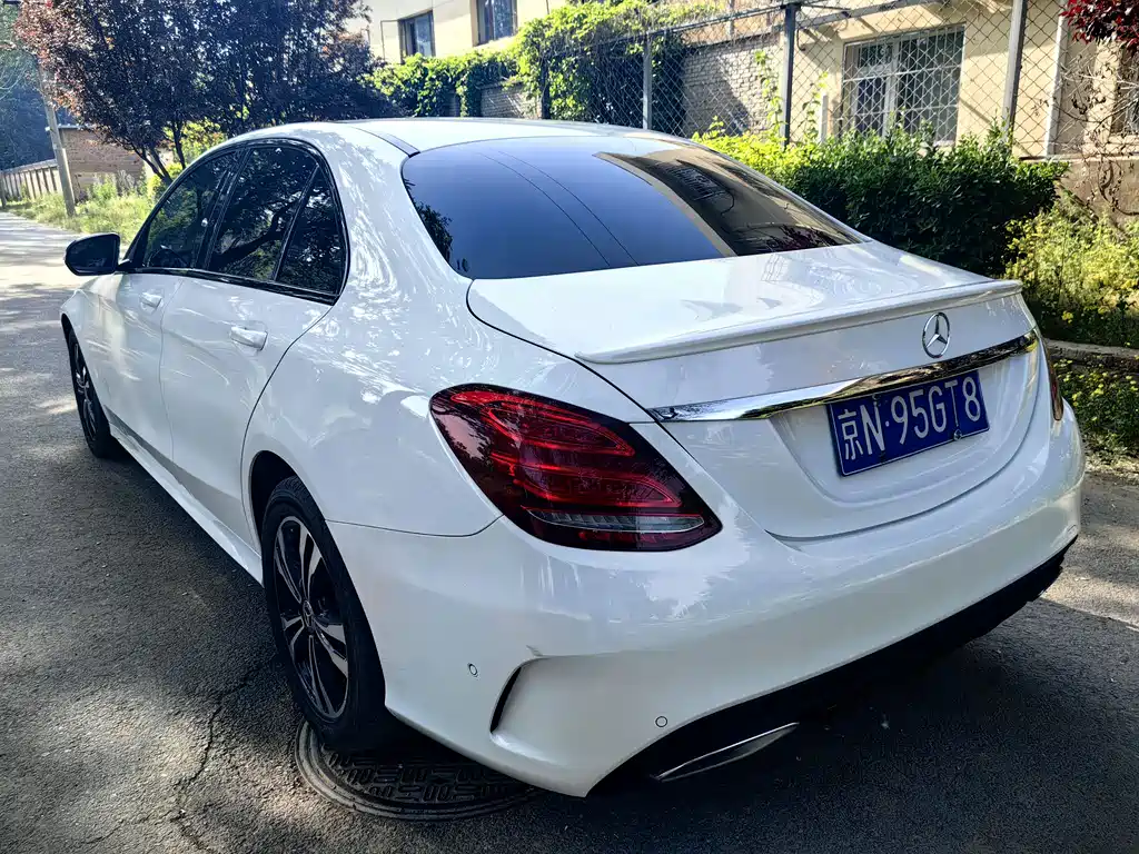 Mercedes-Benz C-Class 2017 — фото 2