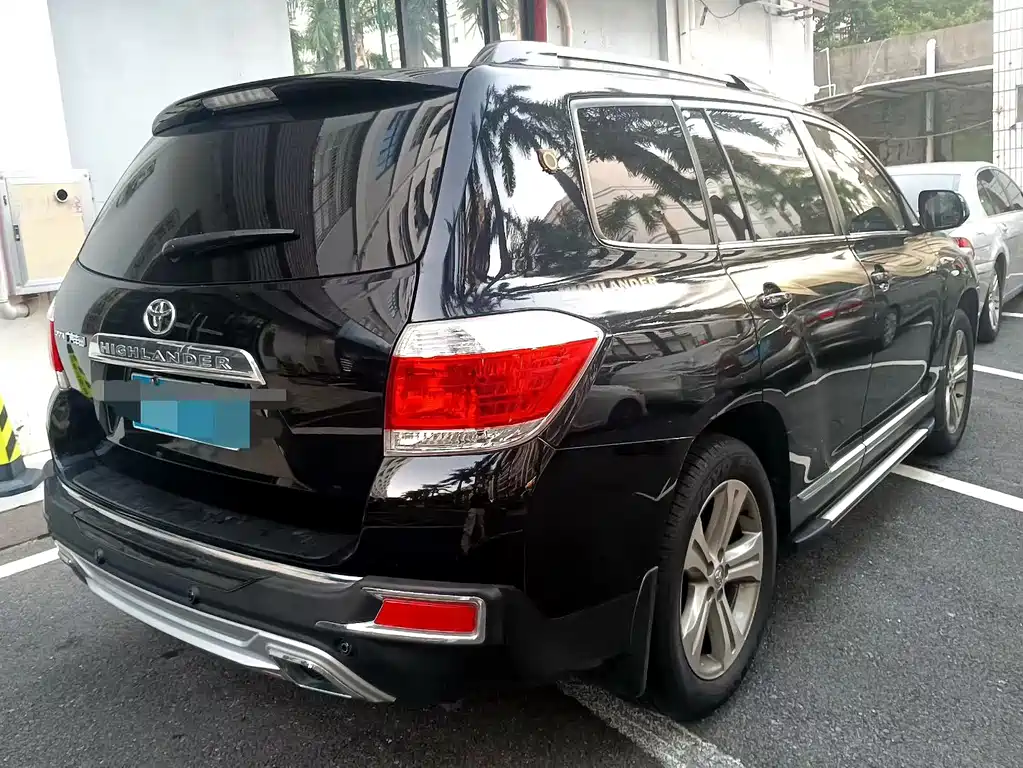 Toyota Highlander 2014 — фото 3