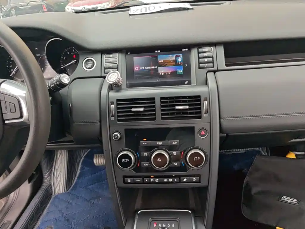 Land Rover Discovery Sport 2019 — фото 13