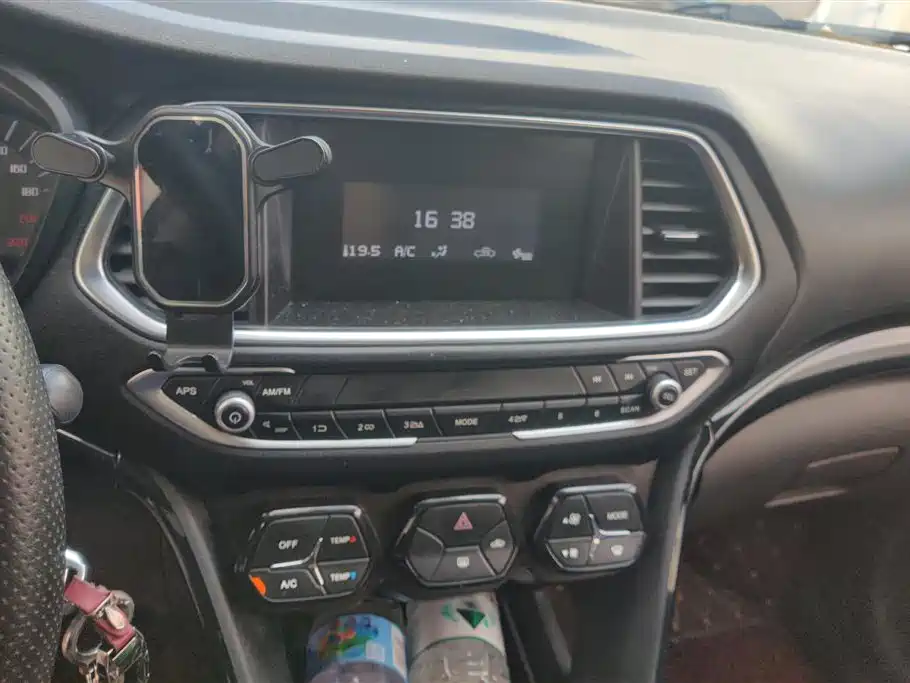 GAC Motor Trumpchi GS4 2017 — фото 13