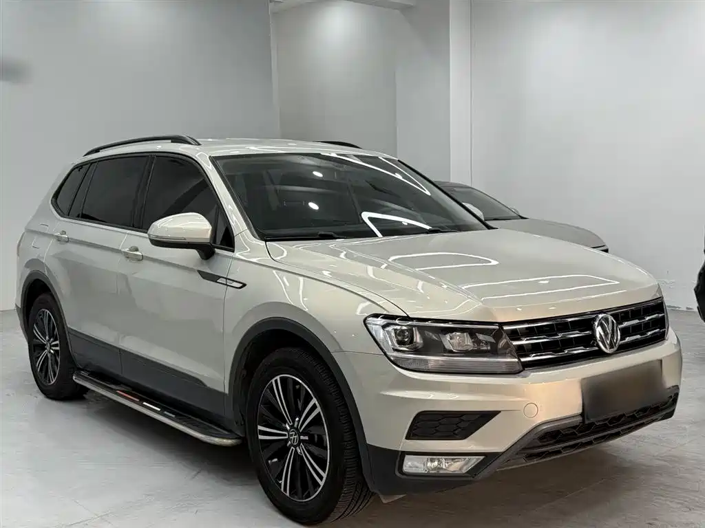 Volkswagen Tiguan L 2021 — фото 25