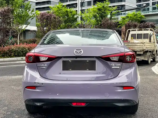 Mazda 3 Axela 2017