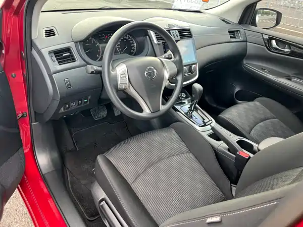 Nissan Tiida 2022
