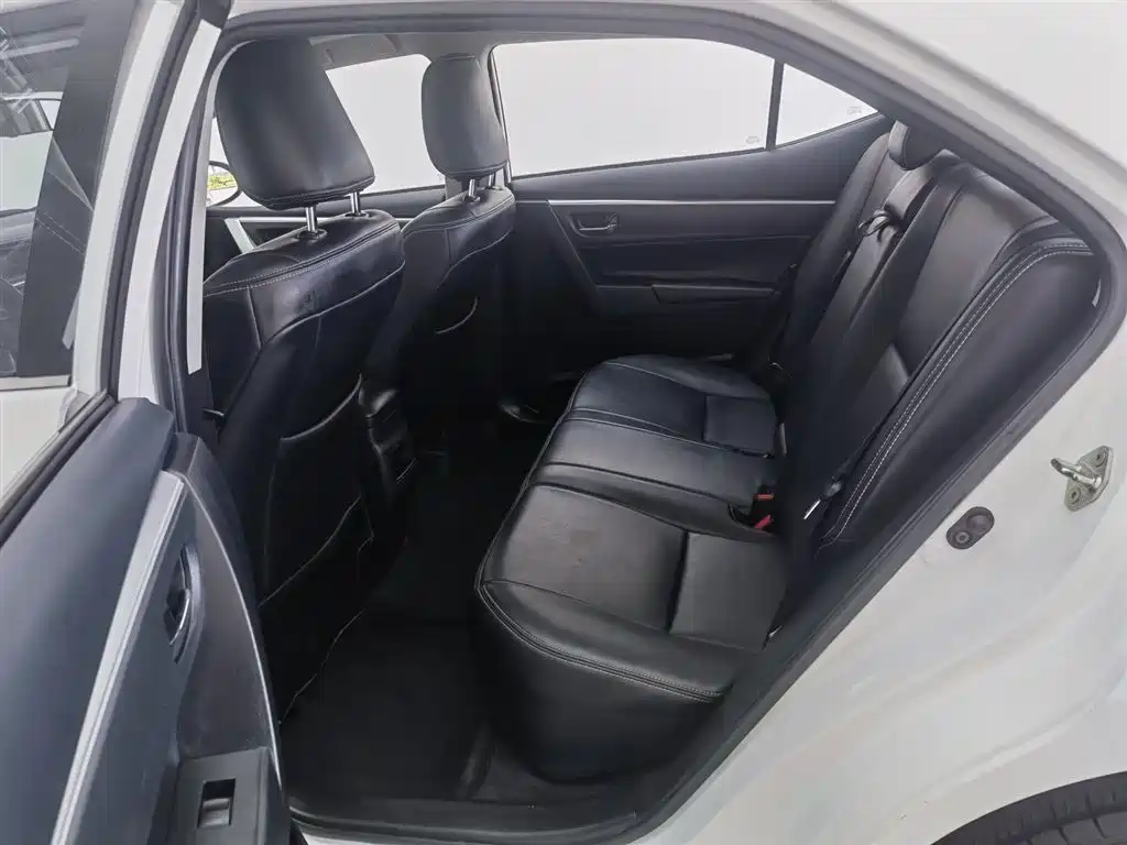 Toyota Corolla 2019 — фото 15