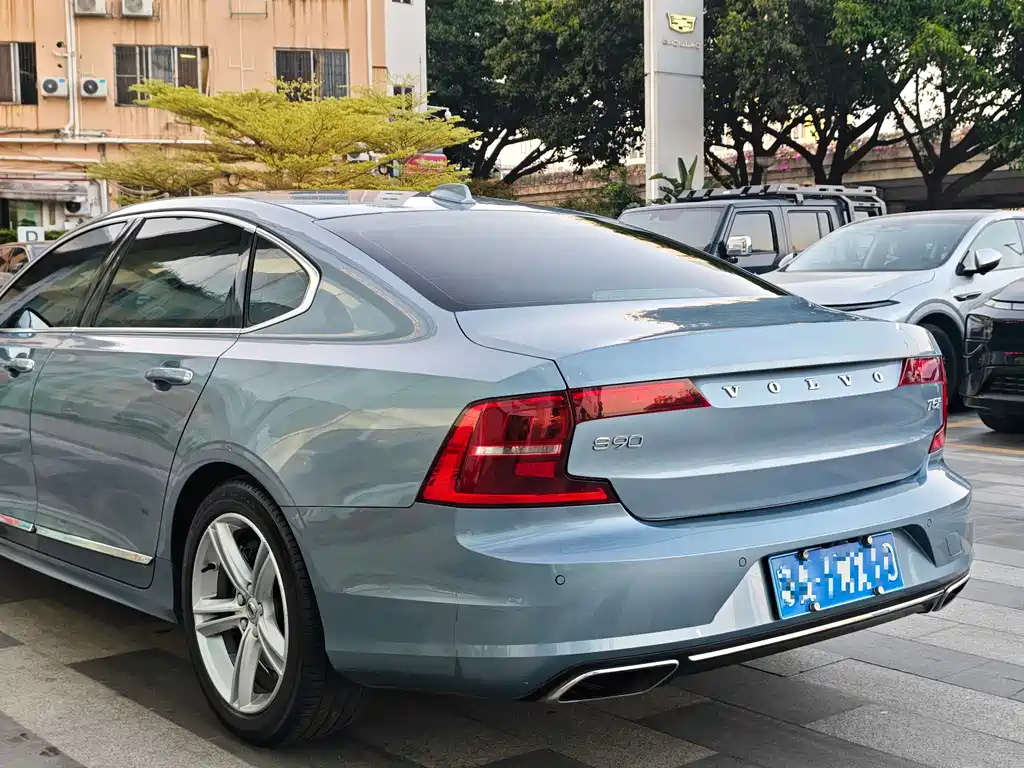 Volvo S90 2018 — фото 8