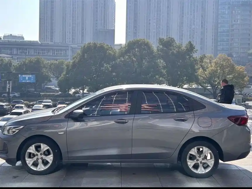 Chevrolet Cavalier 2021 — фото 12