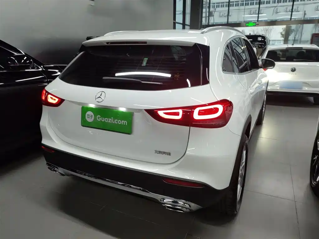 Mercedes-Benz GLA 2023 — фото 23
