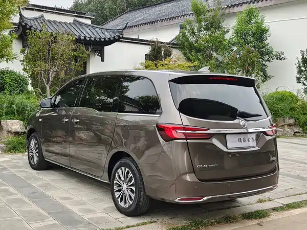 Buick GL8 2022