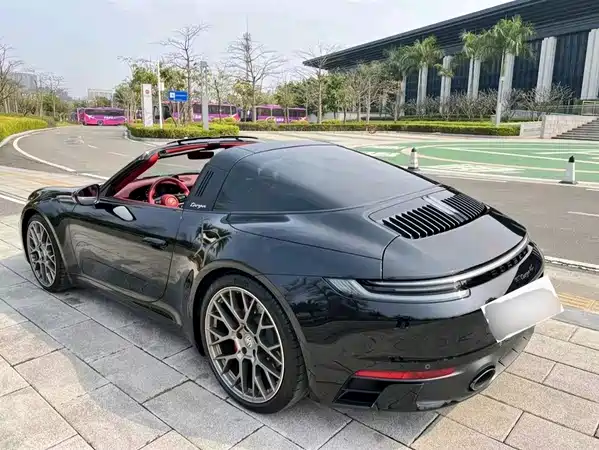 Porsche 911 2022