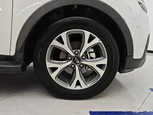 Kia KX3 2015