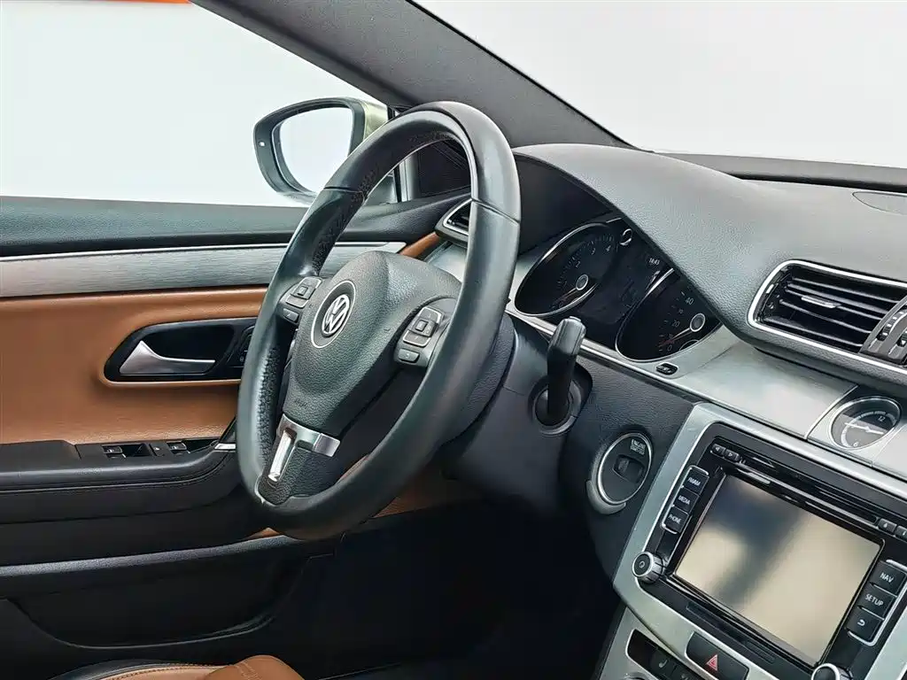 Volkswagen CC 2015 — фото 22