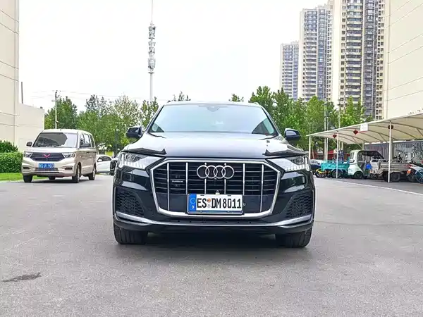 Audi Q7 2021