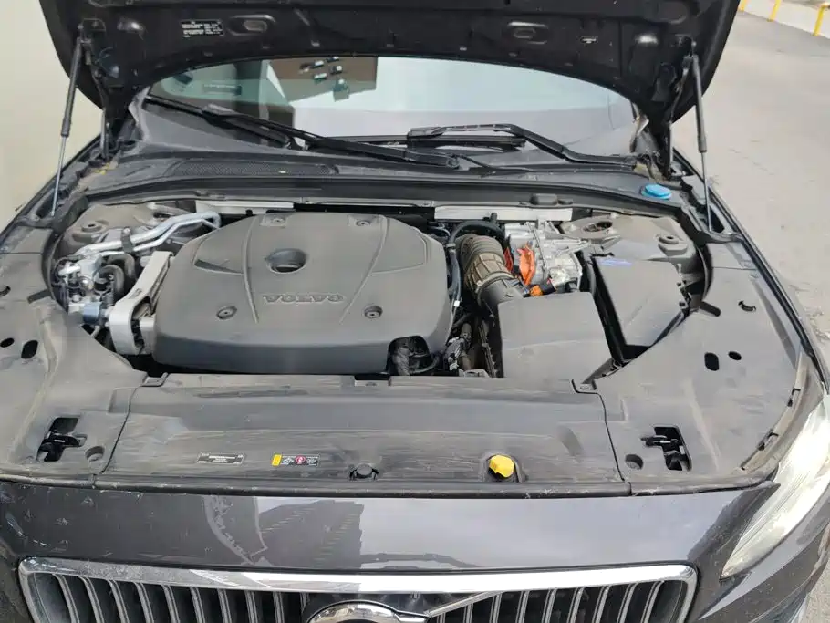 Volvo S90 PHEV 2021 — фото 10
