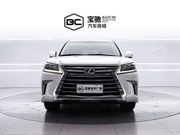 Lexus LX 2019