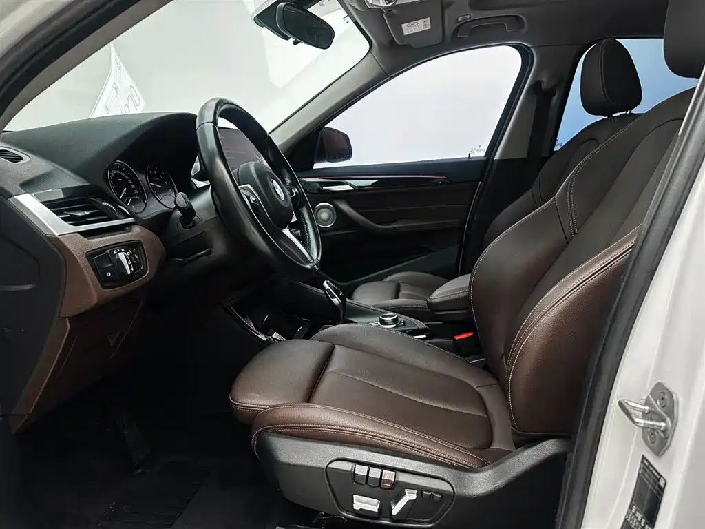BMW X1 2021 — фото 11