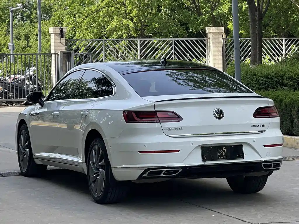Volkswagen CC 2021 — фото 6
