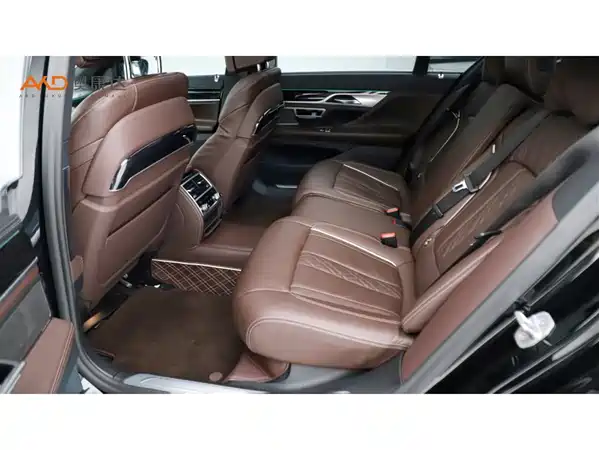 BMW 7 Series 2021