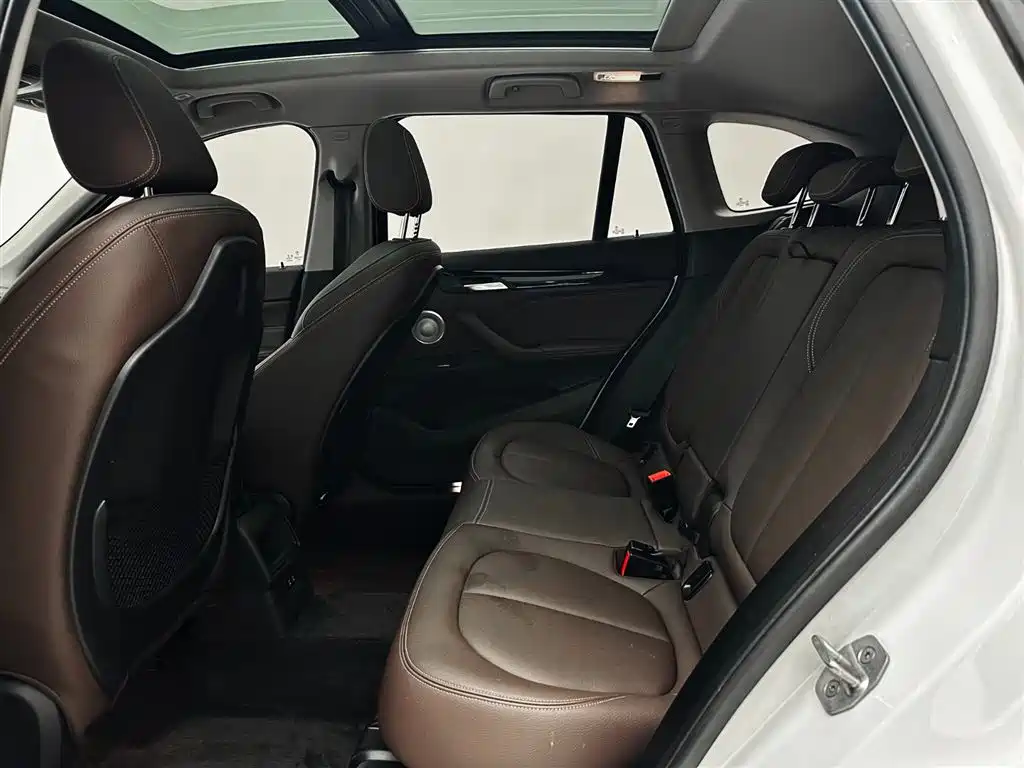 BMW X1 2022 — фото 14