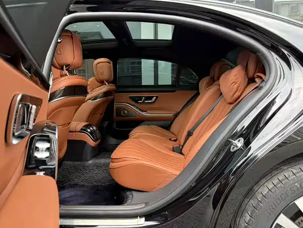 Mercedes-Benz S-Class 2023