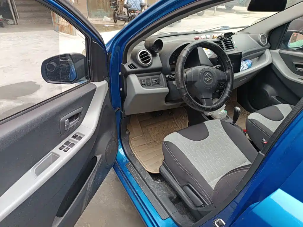 Suzuki Alto 2014 — фото 14