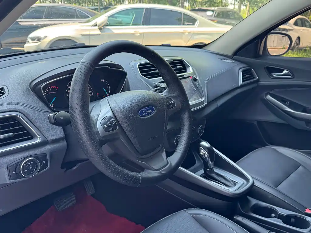 Ford Escort 2017