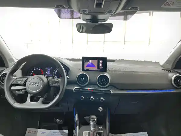 Audi Q2L 2022