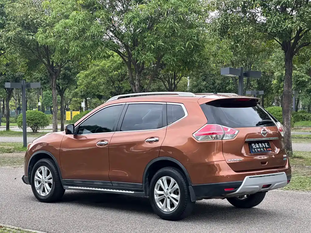 Nissan X-Trail 2015
