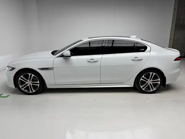 Jaguar XEL 2020