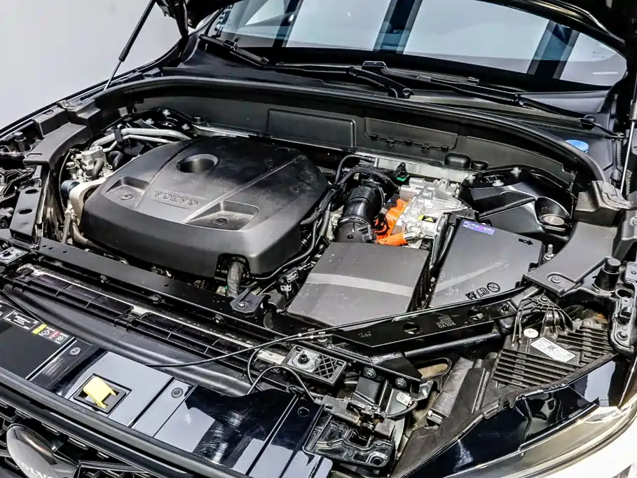 Volvo XC60 Plug-In Hybrid 2024 — фото 34