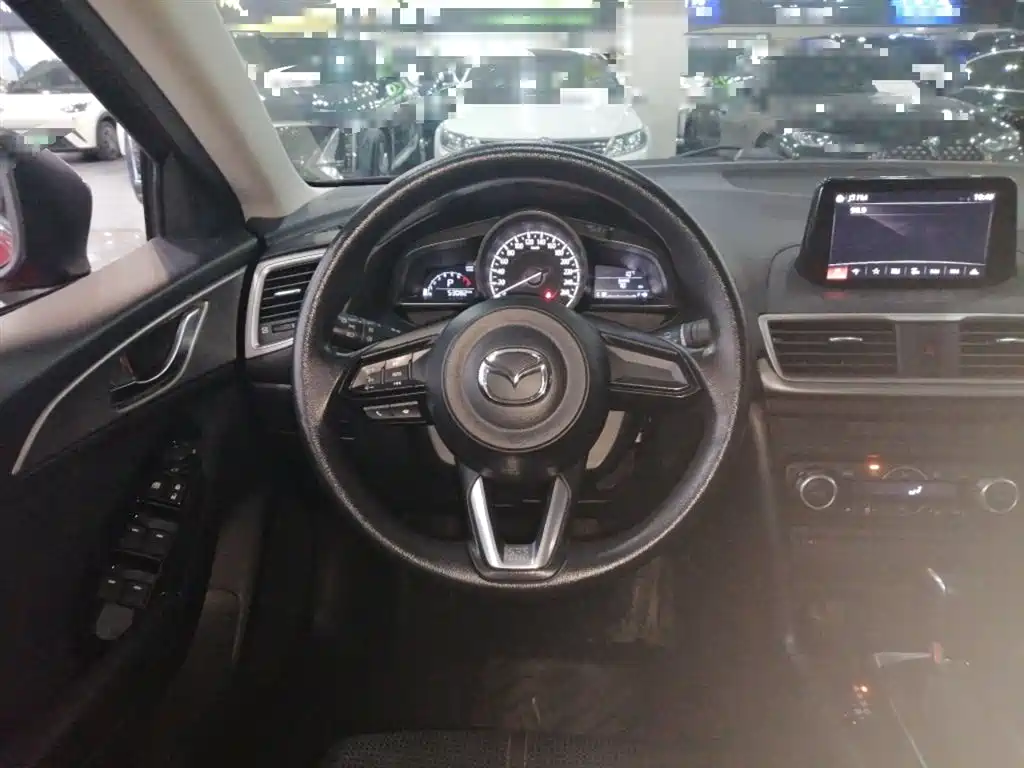 Mazda 3 Axela 2019 — фото 7