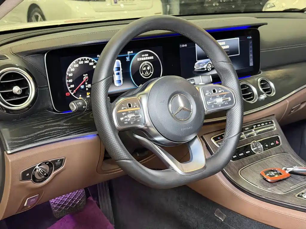 Mercedes-Benz E-Class 2019 — фото 6