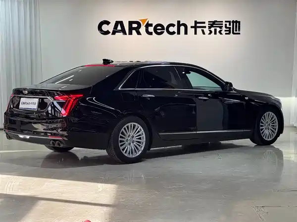 Cadillac CT6 2021