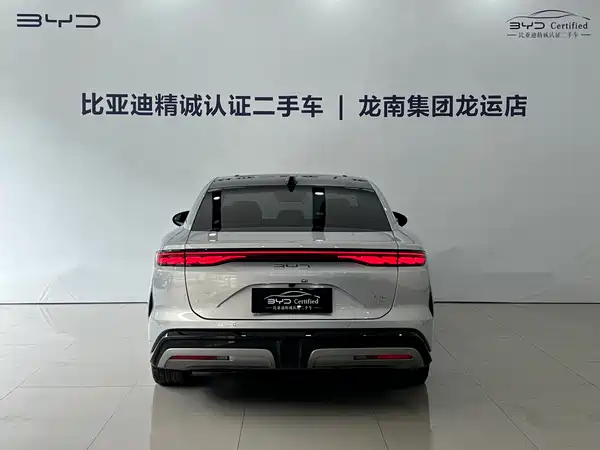 BYD Han L 2025