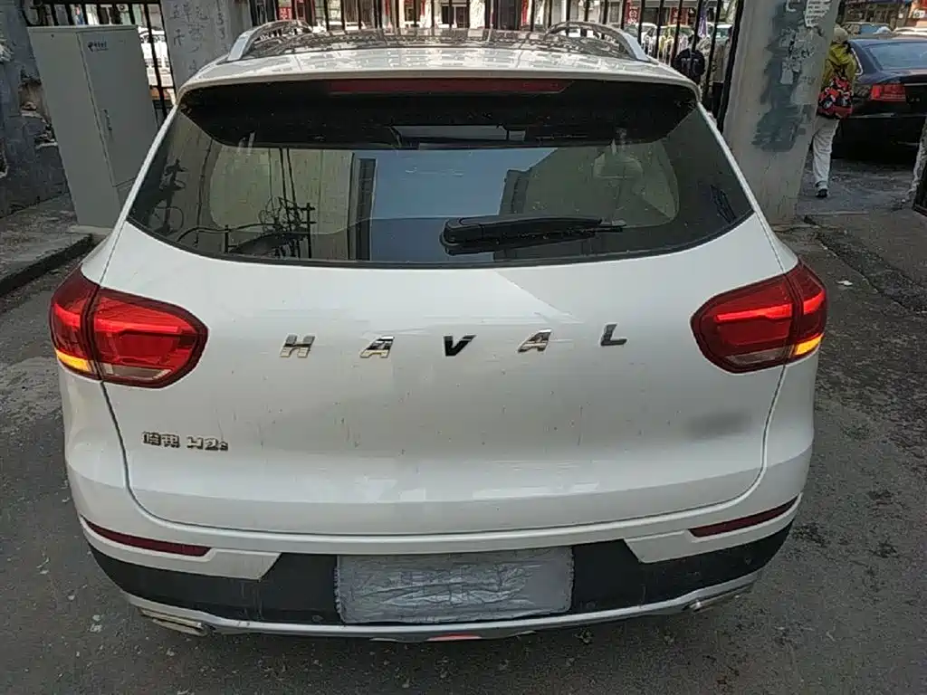 Haval H2s 2018 — фото 6