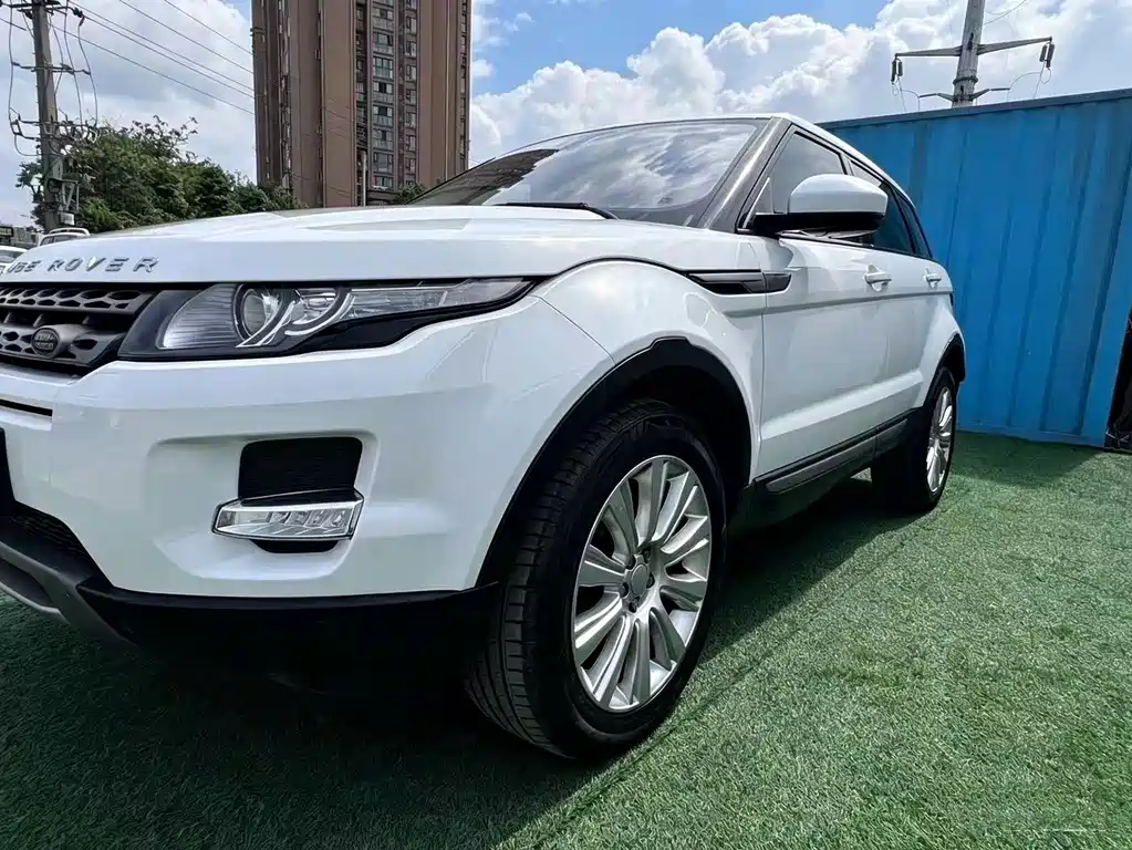 Land Rover Evoque 2015 — фото 7