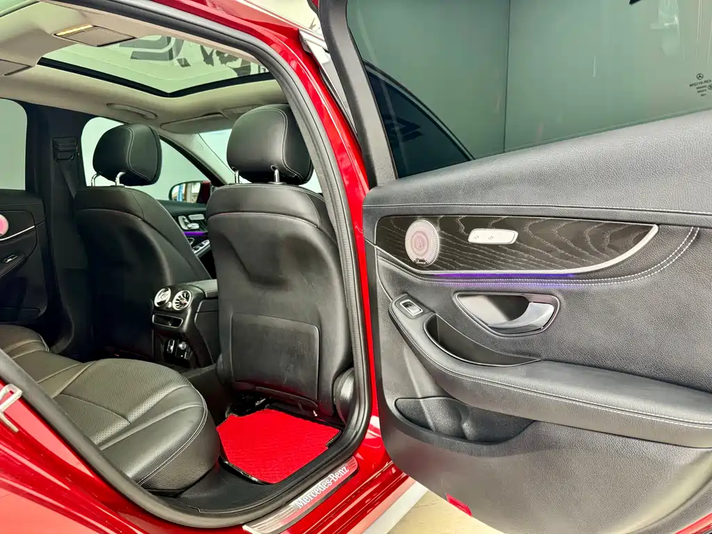 Mercedes-Benz C-Class 2020 — фото 11