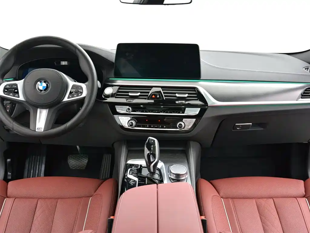 BMW 5 Series 2021 — фото 8