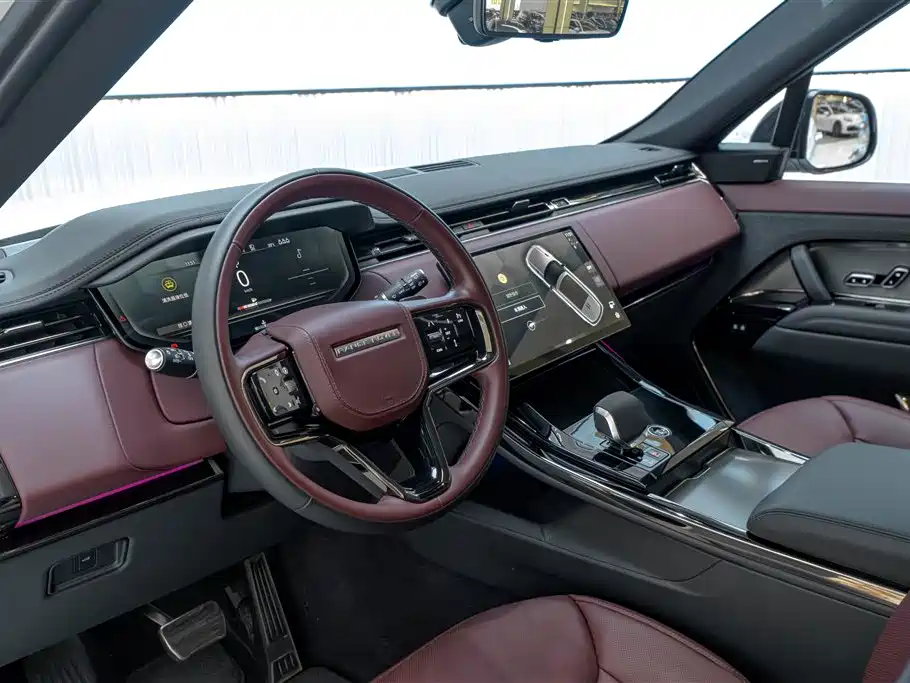 Land Rover Sport 2024 — фото 10